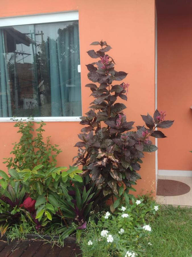 Guest House Flor De Laranjeira Sao Pedro da Aldeia Bagian luar foto